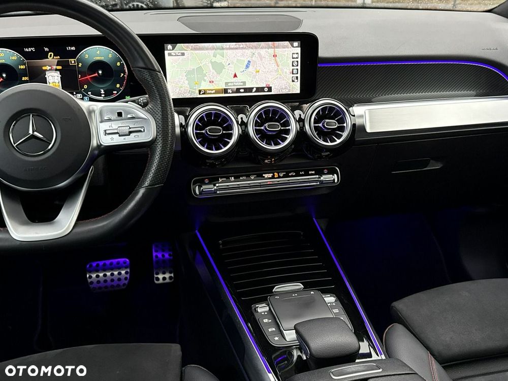 Mercedes-Benz GLB 200 mHEV AMG Line 7G-DCT - 26