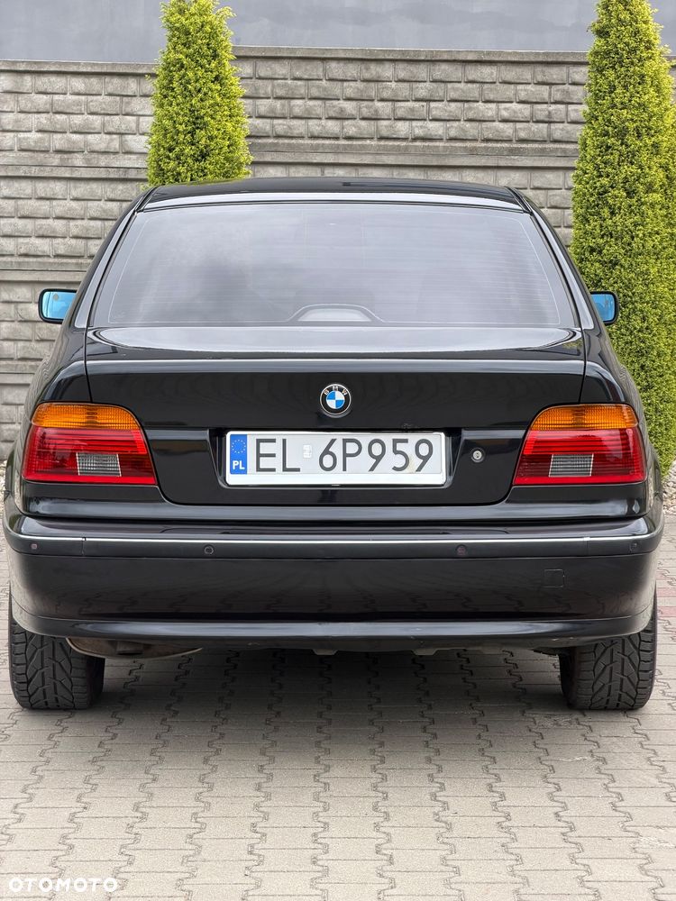 BMW Seria 5 520i - 13