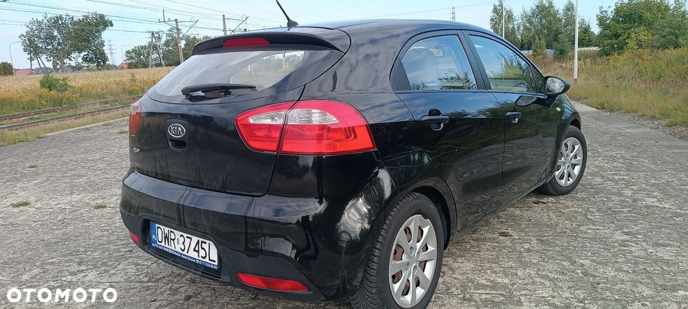 Kia Rio 1.2 Business Line - 14