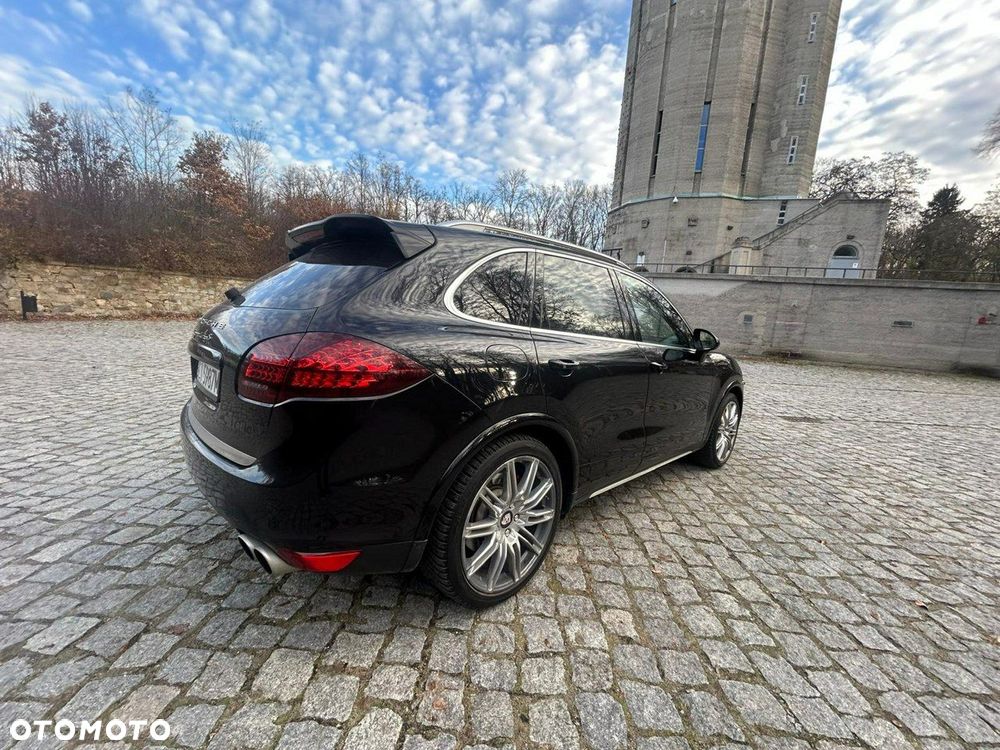 Porsche Cayenne - 7