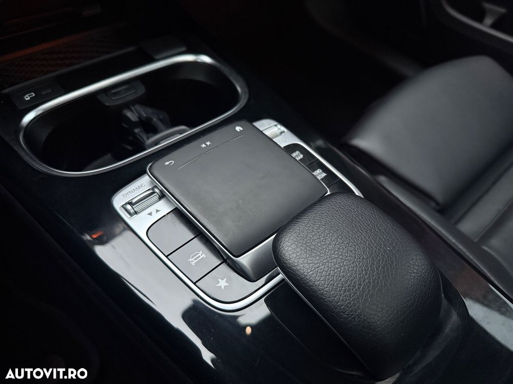 Mercedes-Benz A 220 7G-DCT - 11