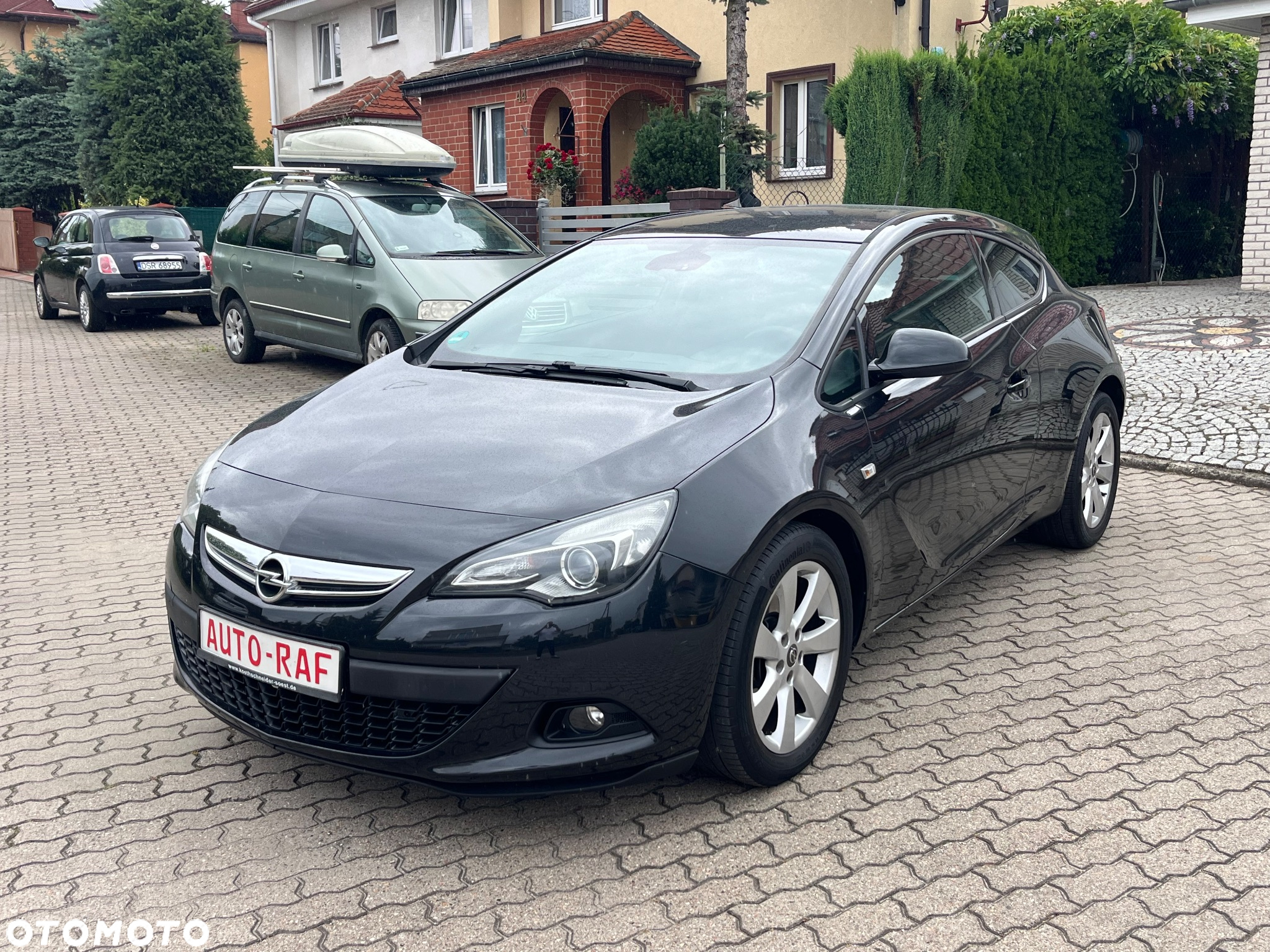 Opel Astra GTC 1.4 Turbo - 11