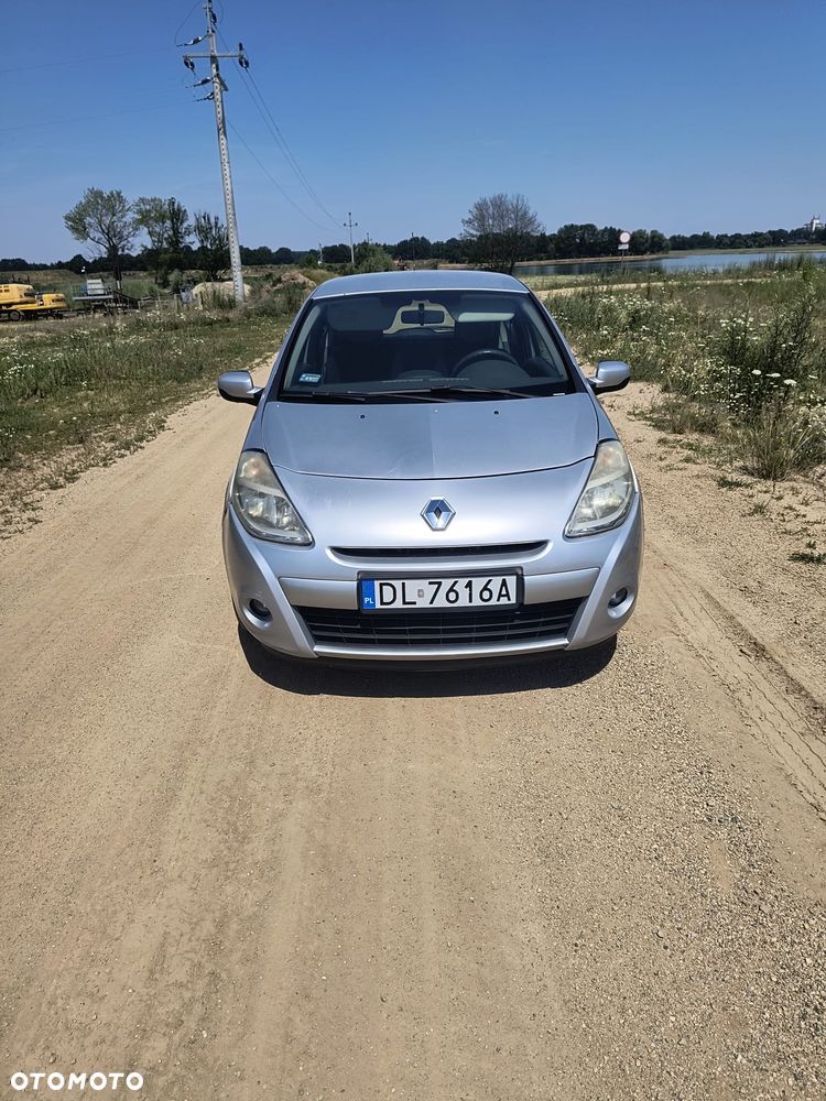 Renault Clio - 1