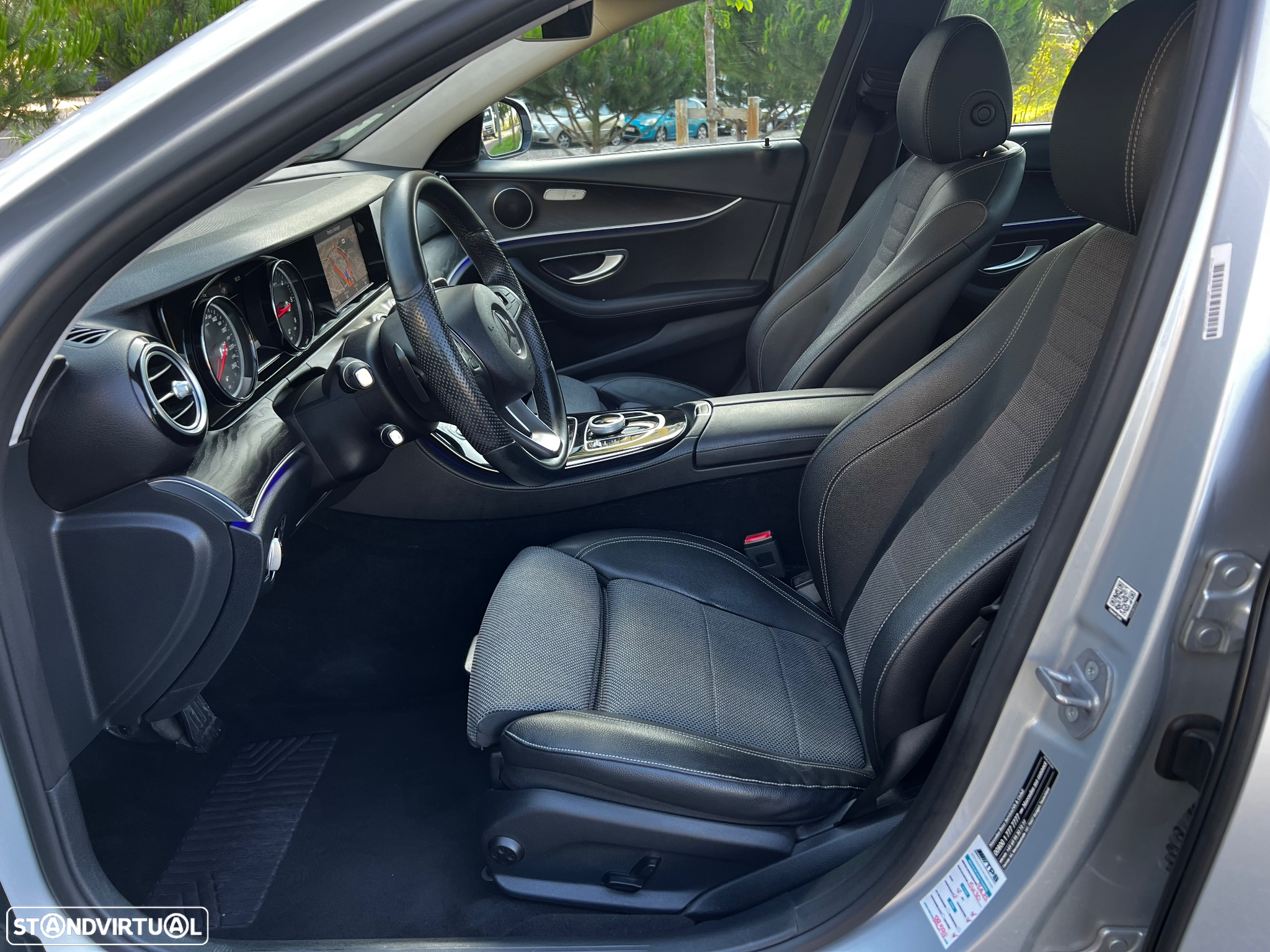 Mercedes-Benz E 220 d Avantgarde - 9