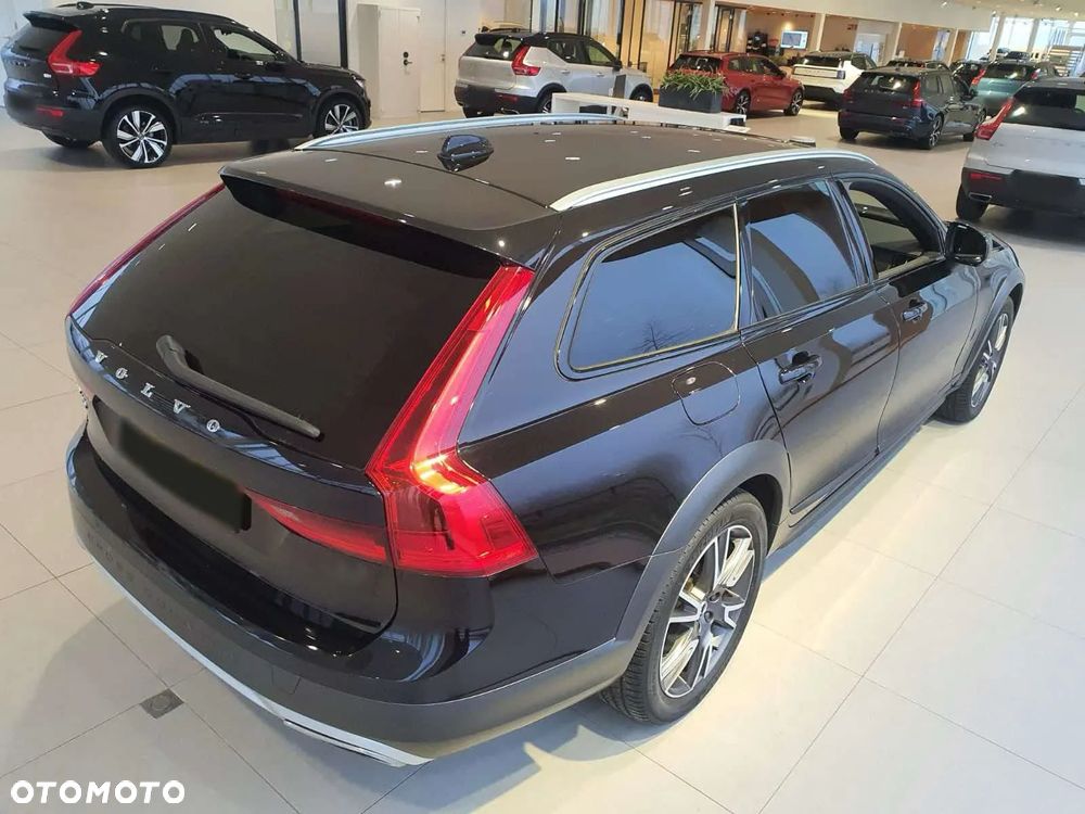 Volvo V90 Cross Country D5 AWD Geartronic - 10