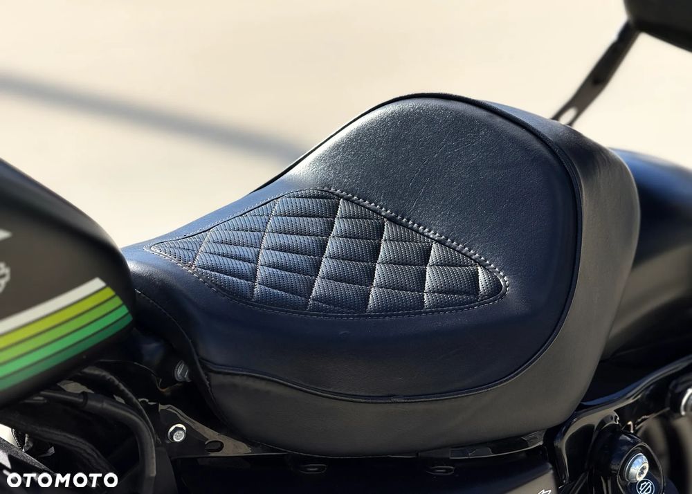 Harley-Davidson Sportster Iron 1200 - 10