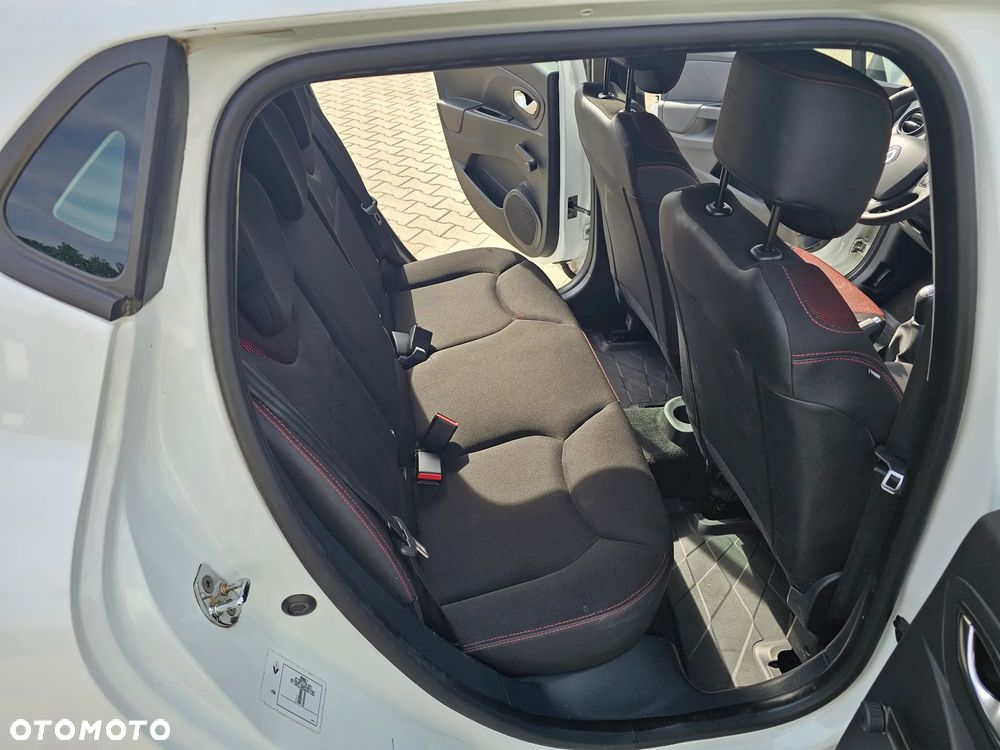 Renault Clio 1.5 dCi Business - 13