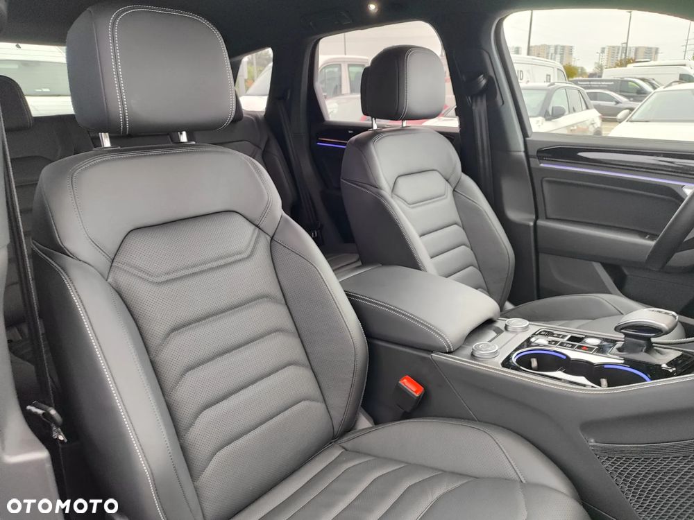 Volkswagen Touareg 3.0 V6 TDI SCR 4Mot Elegance - 28