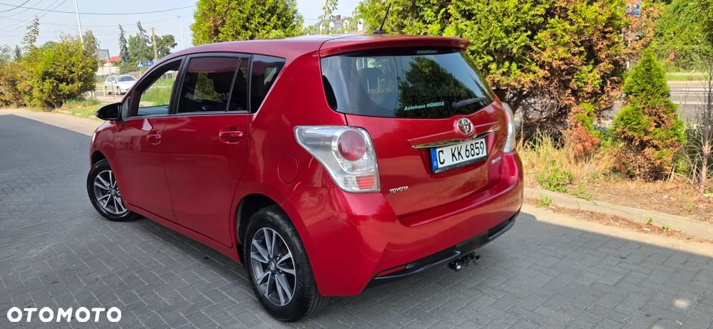 Toyota Verso 2.0 D-4D 5-Sitzer Executive - 11