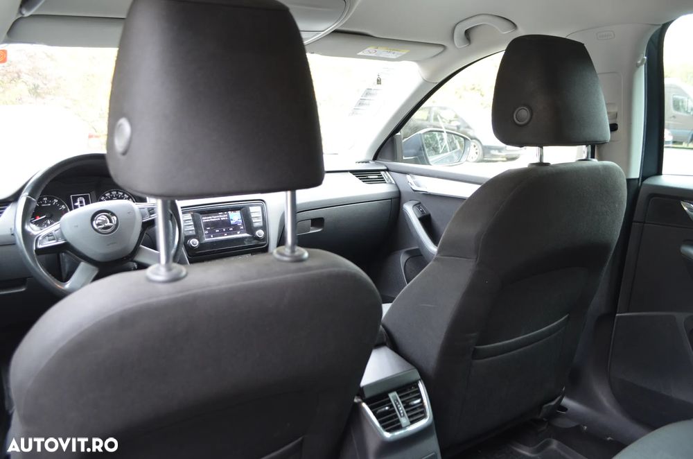 Skoda Octavia 1.2 TSI ACTIVE - 4