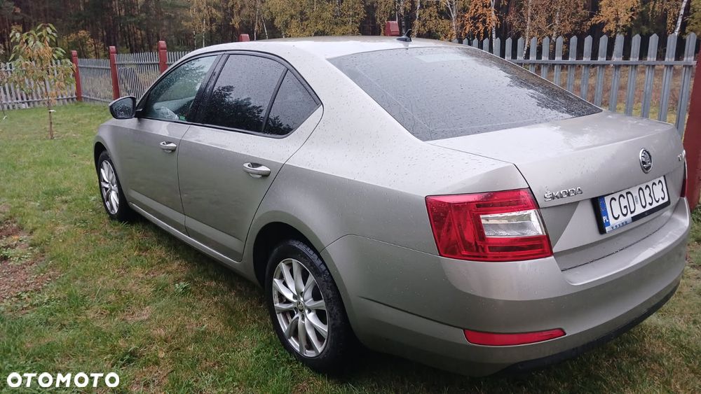 Skoda Octavia 2014 photo 3