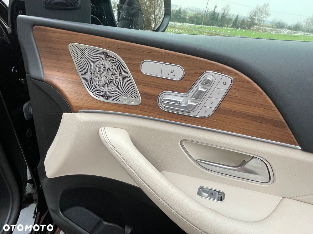 Mercedes-Benz GLE - 16