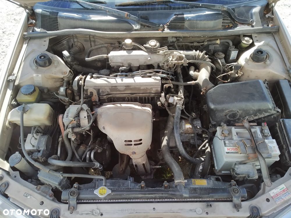 Toyota Camry 2.2 LE - 9