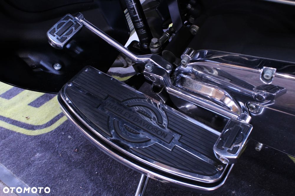 Harley-Davidson FLHTCU Ultra - 30