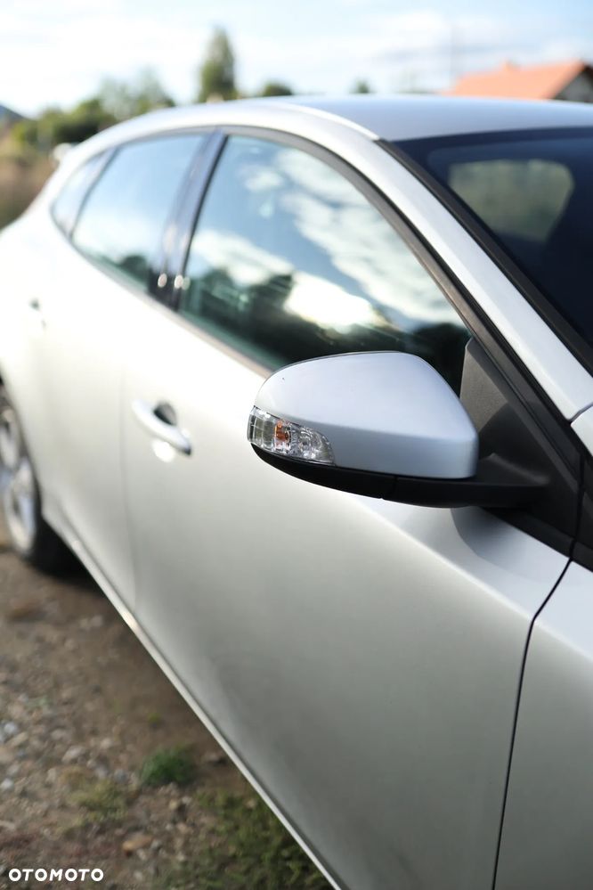 Volvo V40 D2 Kinetic - 20