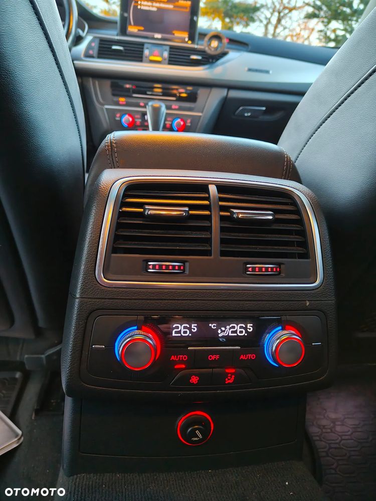 Audi A6 Avant 3.0 TDI quattro S tronic - 30