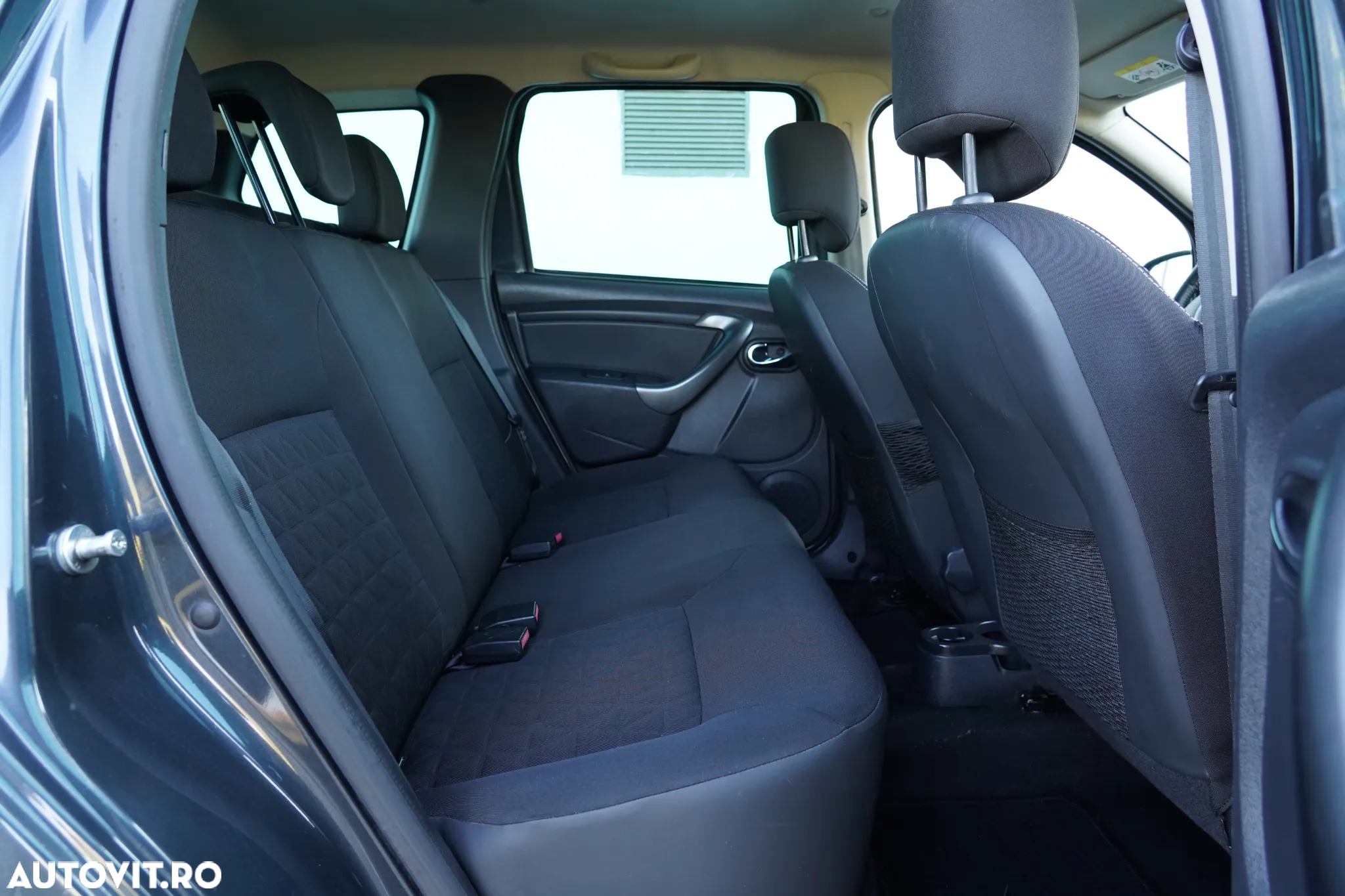 Dacia Duster 1.5 dCi 4x2 Laureate - 15