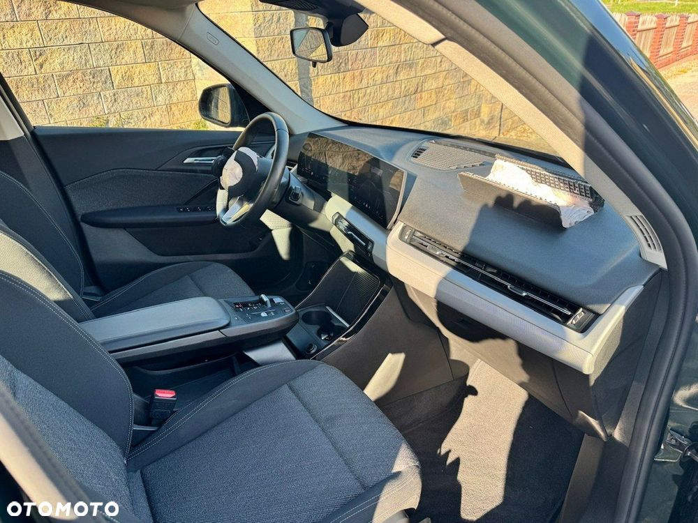 BMW X1 sDrive18d xLine - 16