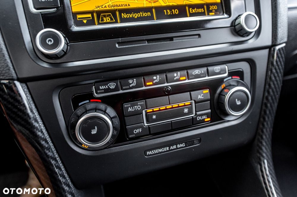 Volkswagen Golf 2.0 GTI DSG Edition 35 - 32