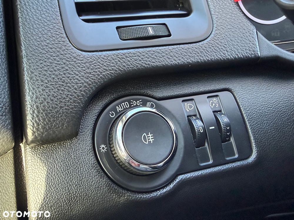 Opel Insignia 2.0 CDTI Sports Tourer Active - 17