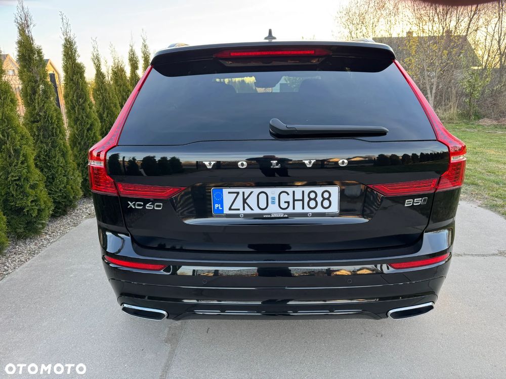 Volvo XC 60 B5 D AWD R-Design - 13