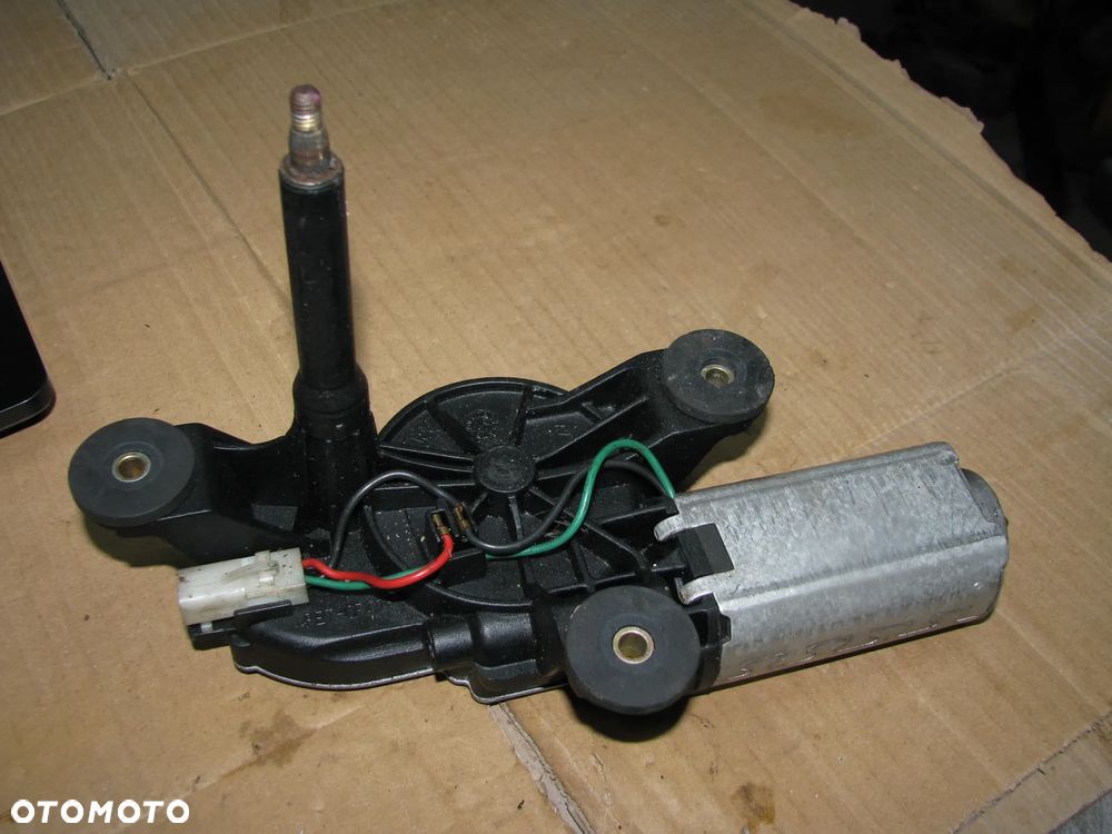 FIAT PUNTO II SILNICZEK WYCIERACZKI TYŁ 66350001 - 1