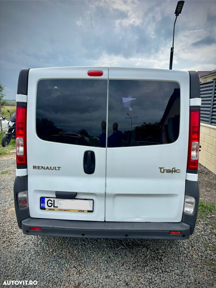 Renault Trafic Grand Passenger L2H1 Authentique - 6