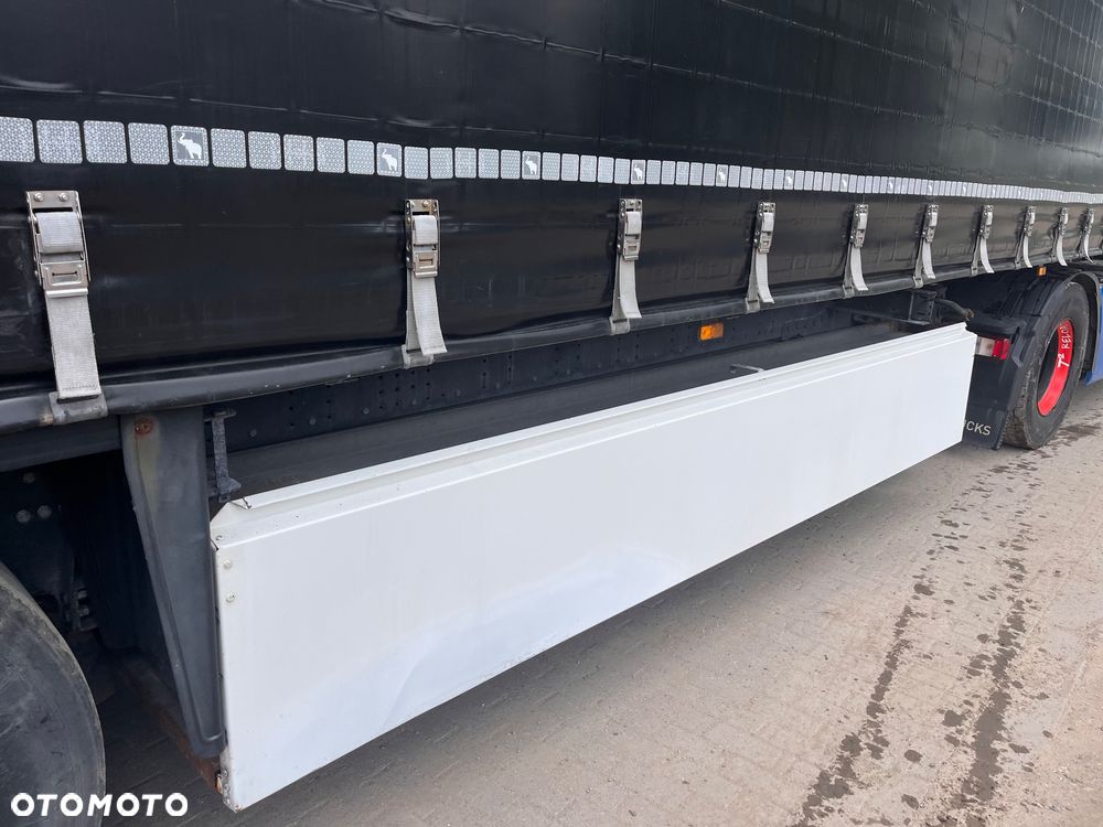 Schmitz Cargobull Scb - 4