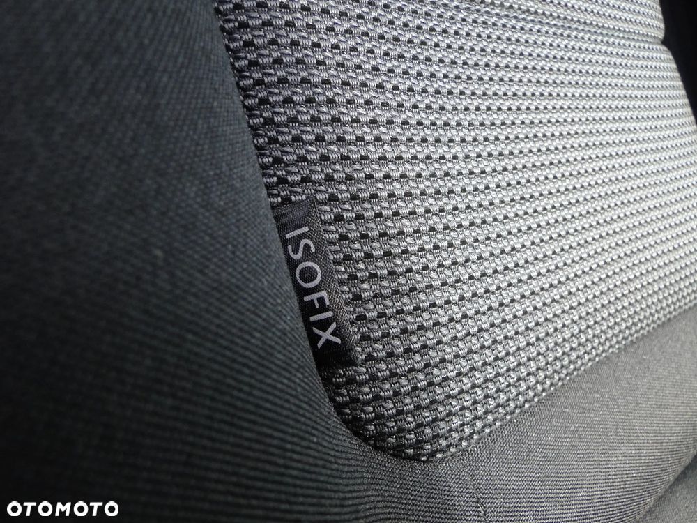 Volkswagen Passat 2.0 TDI BlueMotion Technology Highline - 27