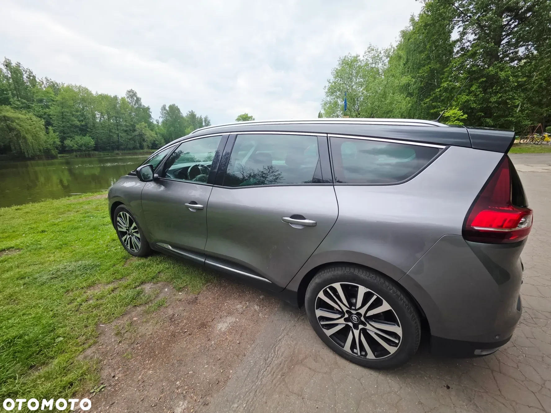 Renault Grand Scenic Gr 1.6 dCi Bose EDC - 6