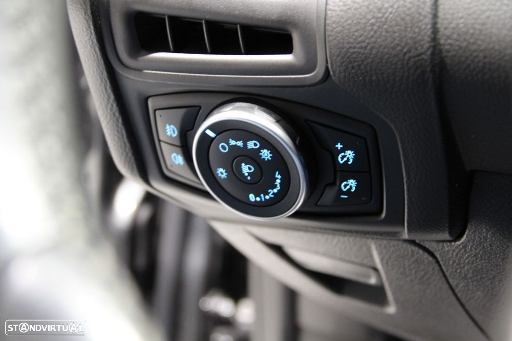 Ford Focus 1.5 TDCi ST-Line - 12