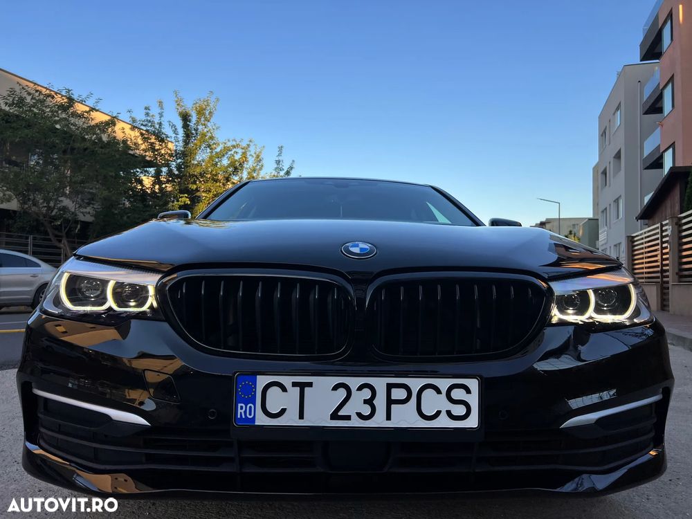 BMW Seria 5 520d Aut. Luxury Line - 12