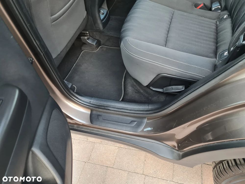 Kia Sportage 1.6 GDI M 2WD - 23