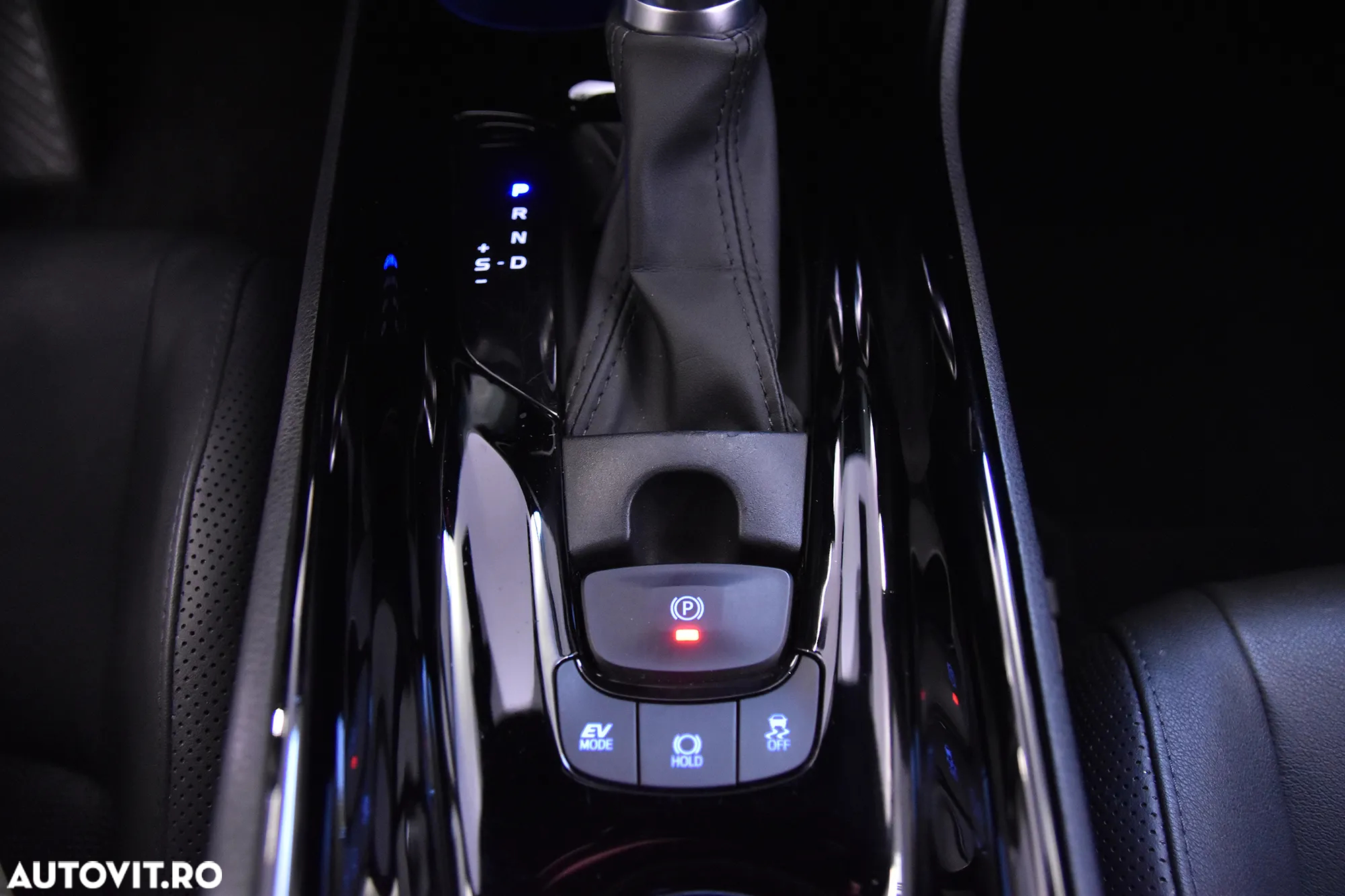Toyota C-HR - 17