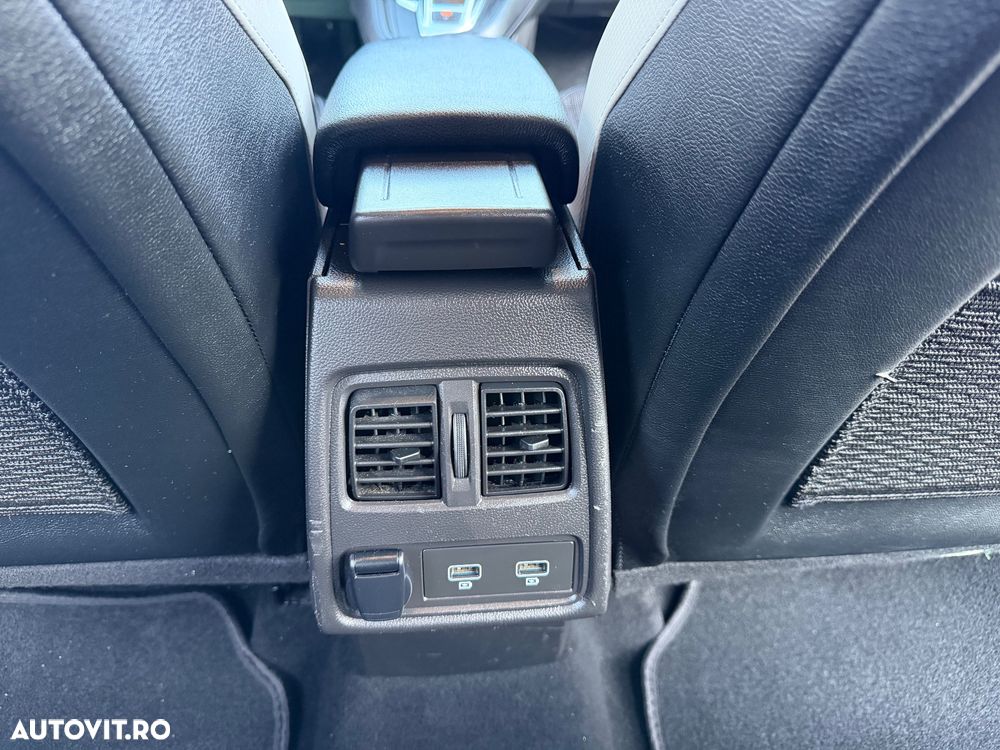 Renault Captur TCe EDC FAP Intens - 36