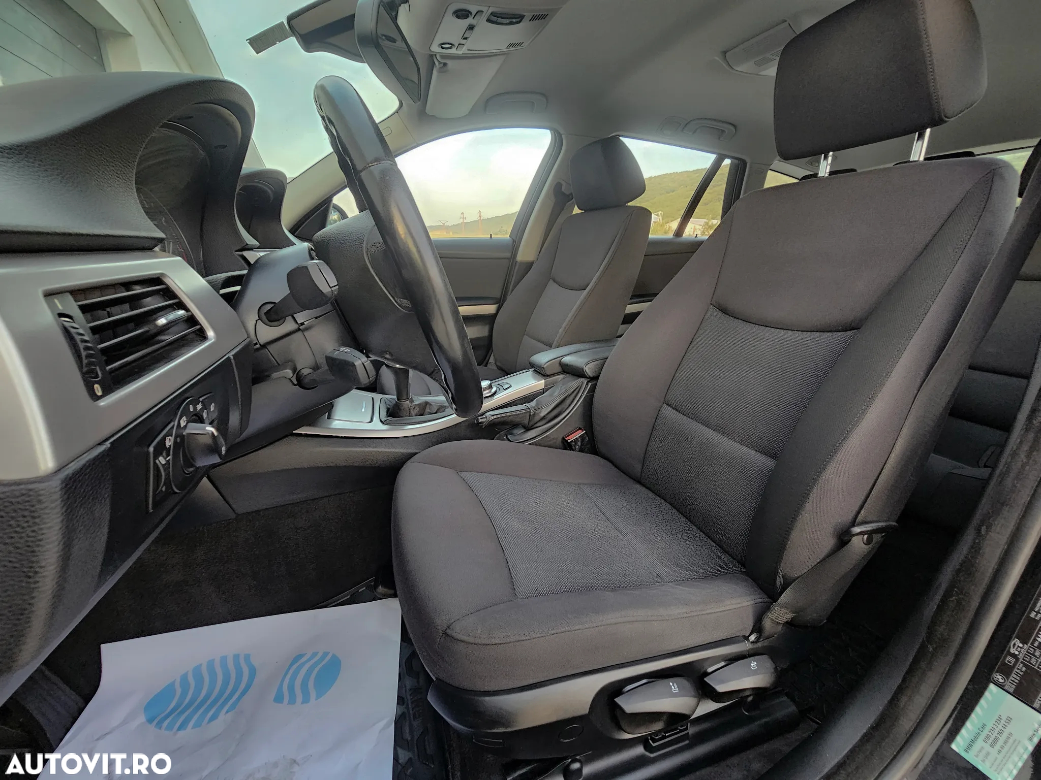 BMW Seria 3 320d DPF Touring - 24