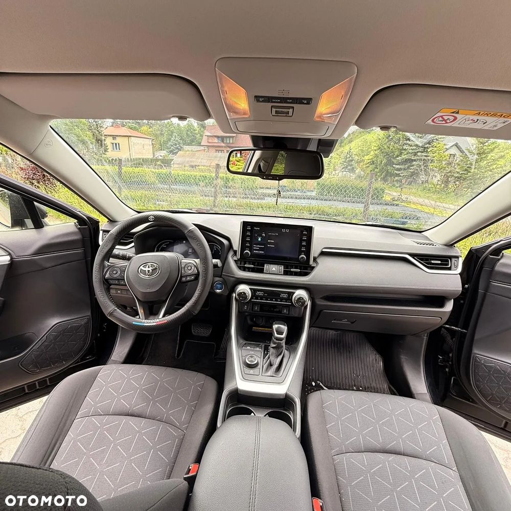 Toyota RAV4 - 11