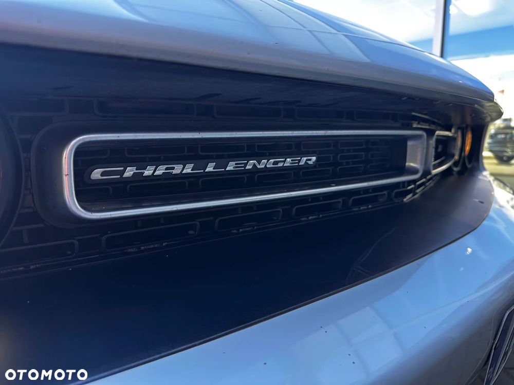 Dodge Challenger 3.6 SXT Plus - 18