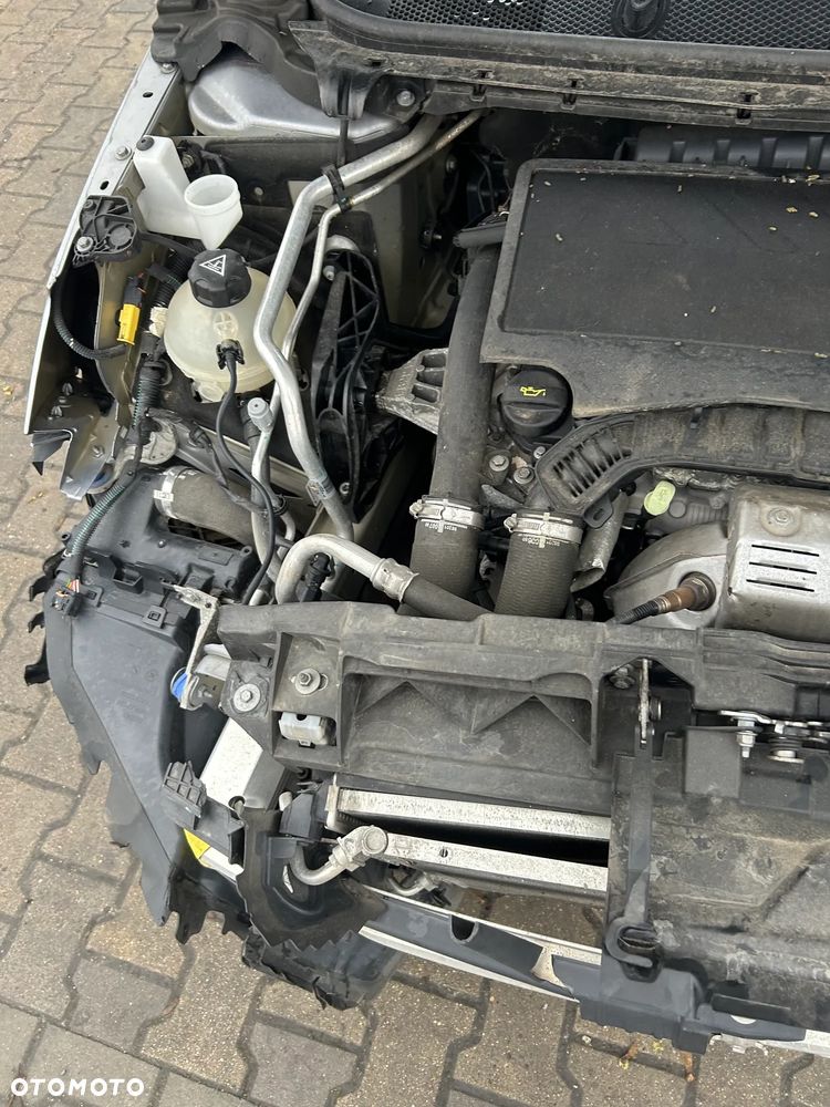 Peugeot 308 - 36