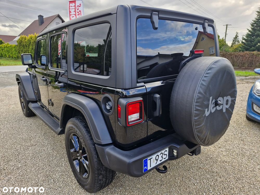 Jeep Wrangler - 6