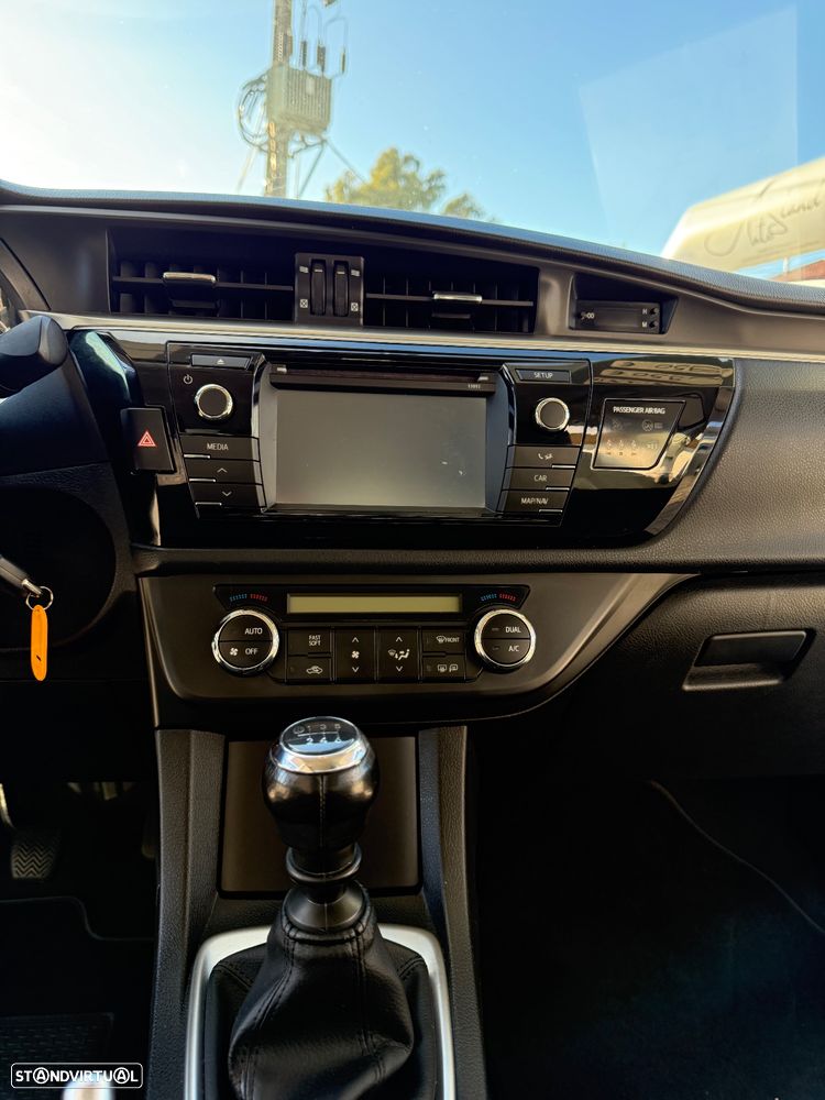 Toyota Corolla 1.33 VVT-i Active - 11