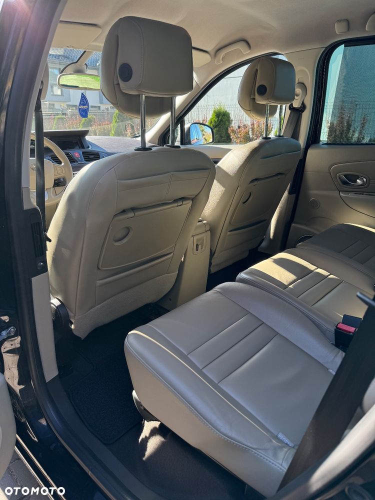 Renault Grand Scenic dCi 130 FAP Luxe - 15