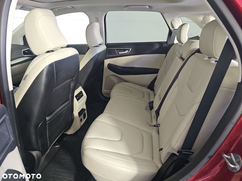 Ford Edge - 13