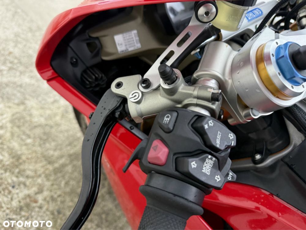 Ducati Panigale V4S - 7