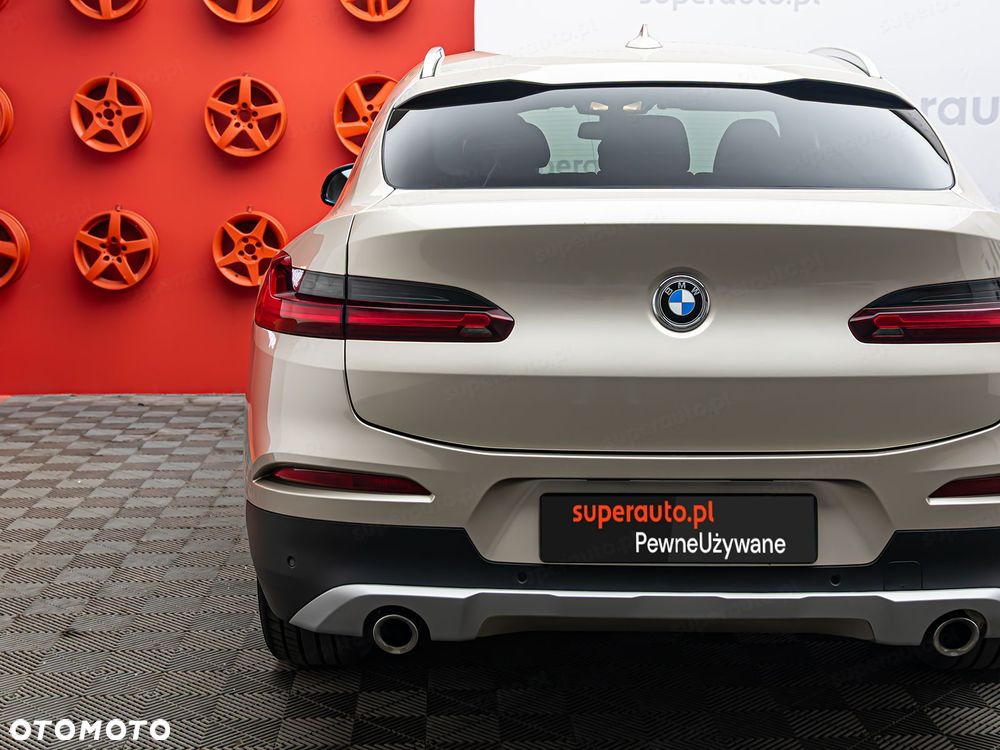 BMW X4 xDrive20i sport - 29