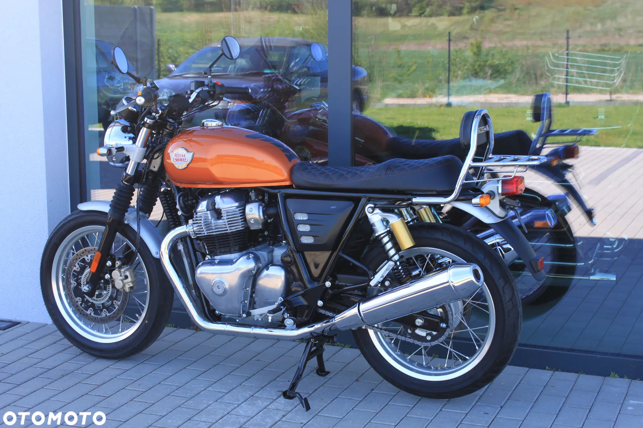 Royal Enfield Interceptor - 5