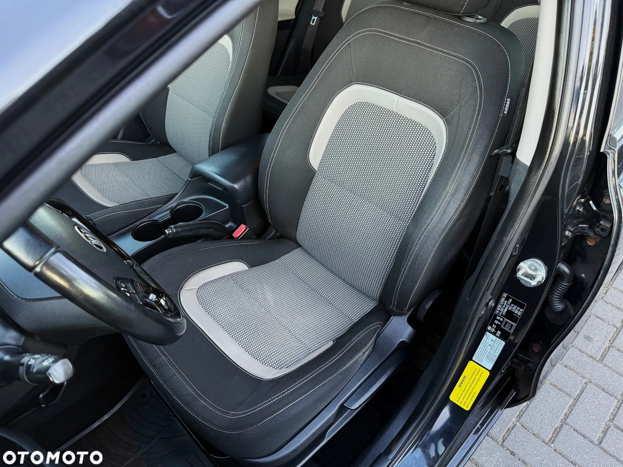 Kia Ceed 1.6 CRDi 136 ISG SW Platinum Edition - 8