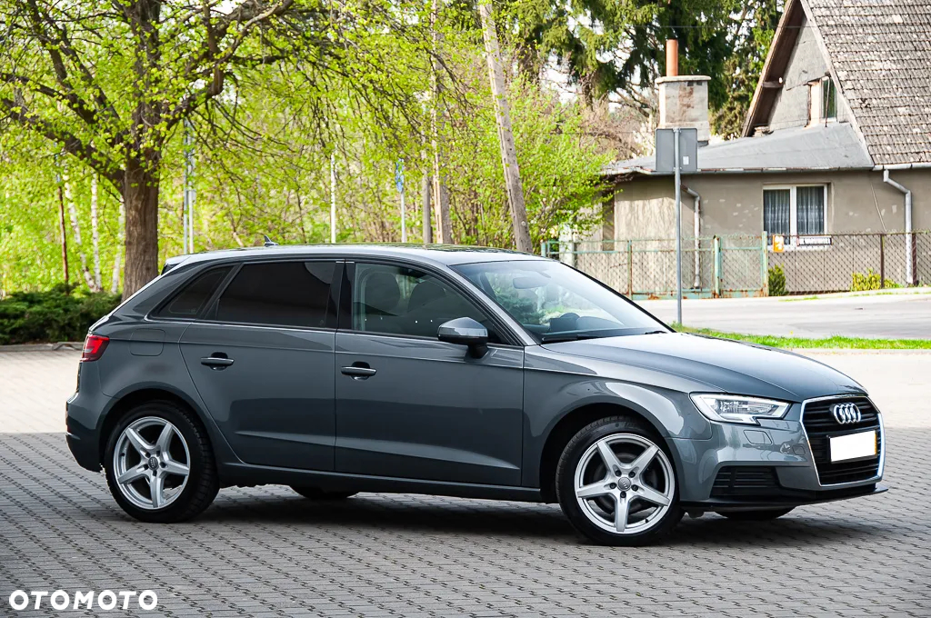 Audi A3 1.6 TDI Sportback - 6