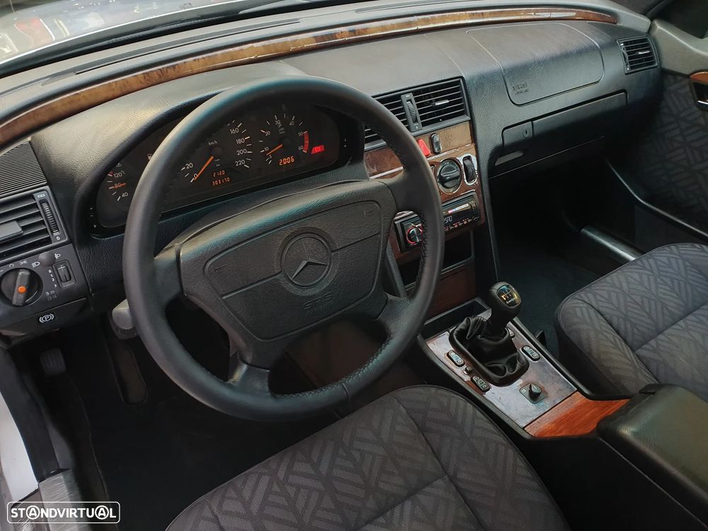 Mercedes-Benz C 250 TD Elegance - 3