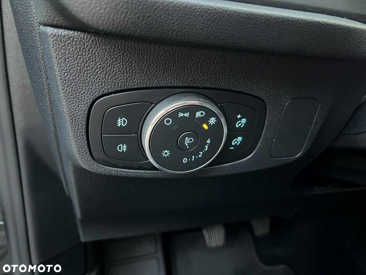 Ford Focus - 10